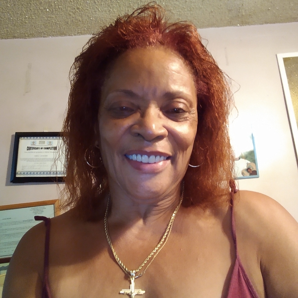 Meet your Posher, Charlotte